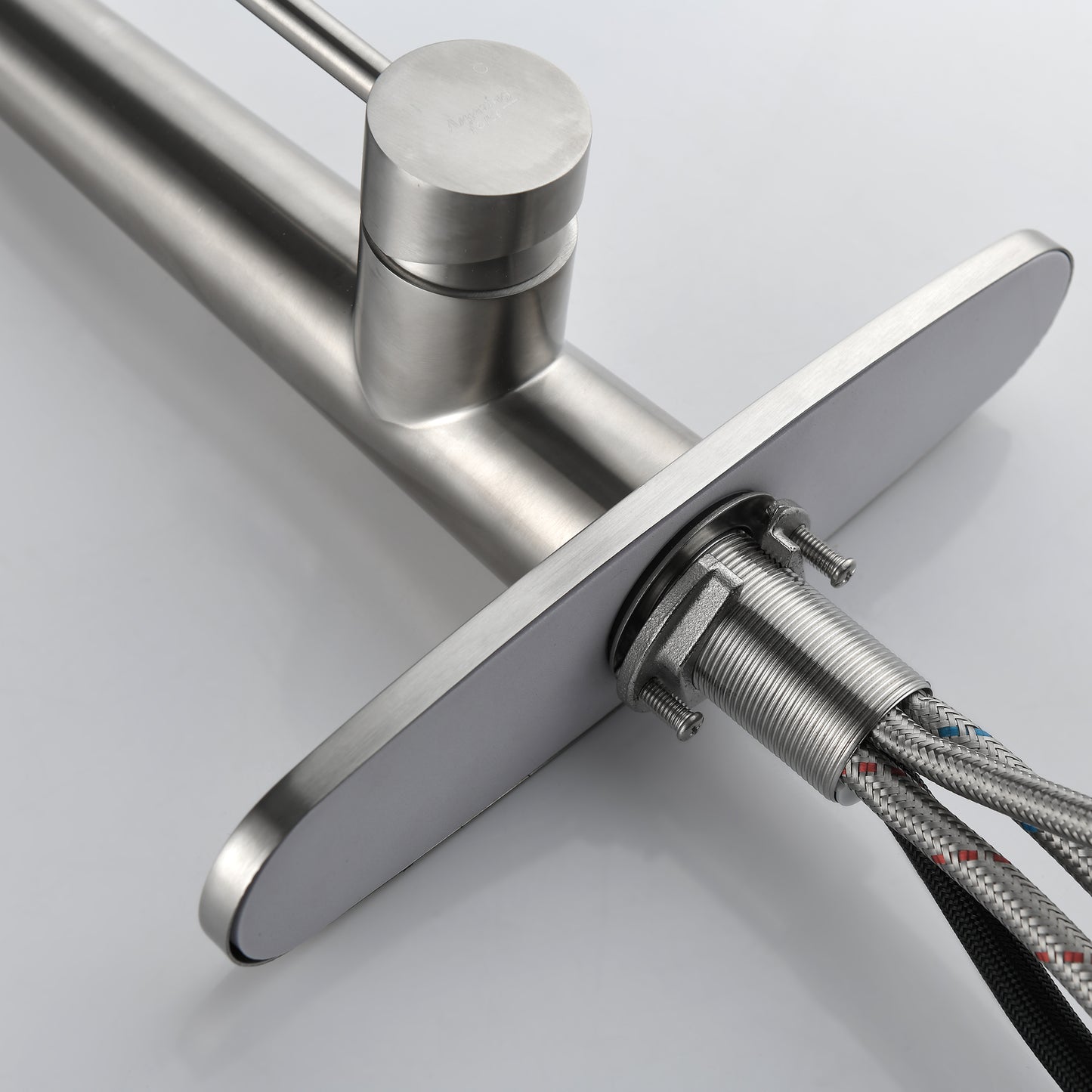 High Curvature Single Handle Kitchen Sink Faucet